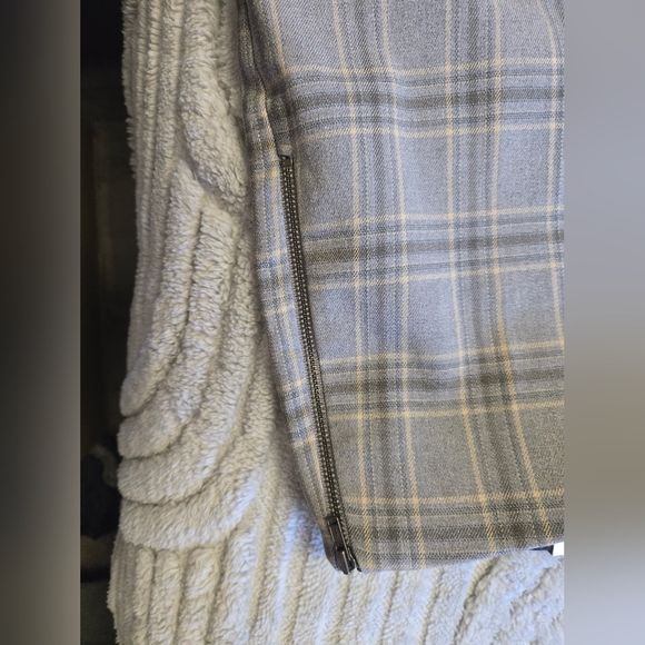Gray Plaid Trousers Size 12 High Rise Side Zip Skinny NWT - Picture 6 of 7